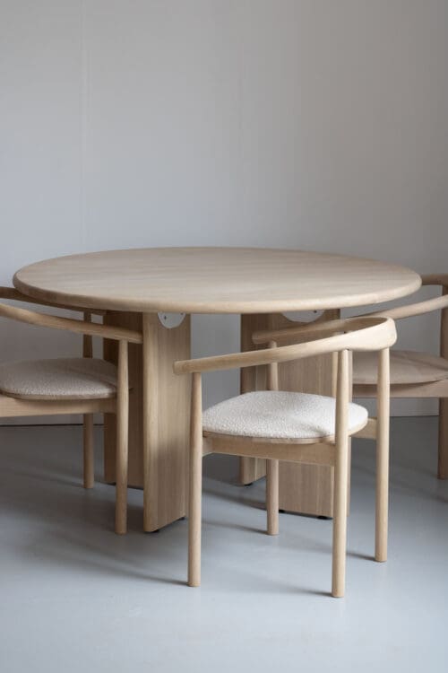 Japandi eettafel Calm | Wit Eiken | Rond 130cm