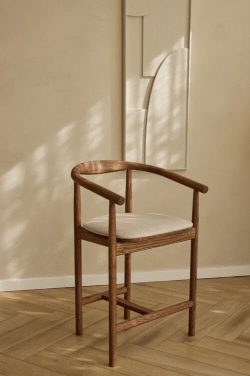 Japandi-Barstuhl Calm | Bronze | Eichenholz